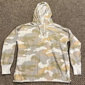 Aerie Hooded Camouflage Sweatshirt XS